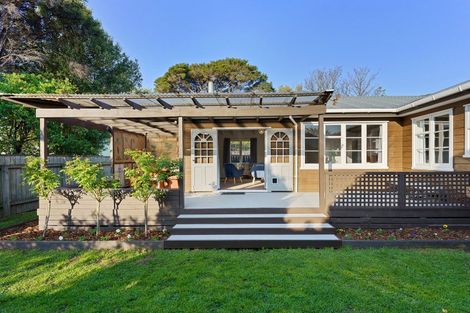 Photo of property in 53a Tiromoana Road, Raumati South, Paraparaumu, 5032