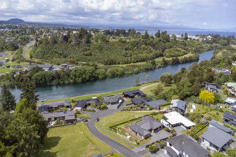 Photo of property in 12 Stevenson Way, Rangatira Park, Taupo, 3330