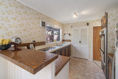 Photo of property in 3/47 Edmonton Road, Henderson, Auckland, 0612