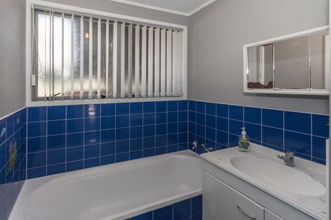 Photo of property in 10 Mcshane Street, Pukekohe, 2120