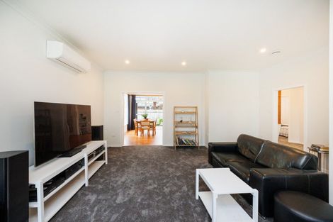 Photo of property in 39 Batt Street, West End, Palmerston North, 4410