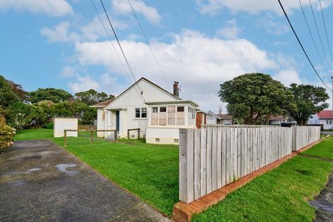 Photo of property in 19 Tirangi Road, Moera, Lower Hutt, 5010