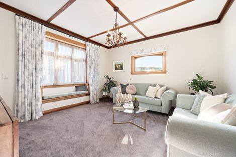 Photo of property in 25 Eden Street, Island Bay, Wellington, 6023