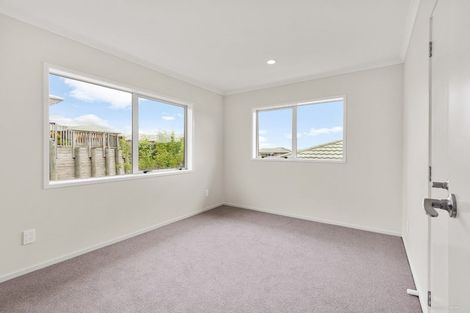 Photo of property in 8unit Village Place, Tuakau, 2121