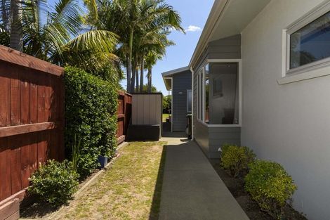 Photo of property in 5 Redhaven Place, Bethlehem, Tauranga, 3110