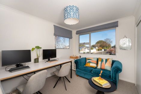 Photo of property in 55 Napier Terrace, Hospital Hill, Napier, 4110