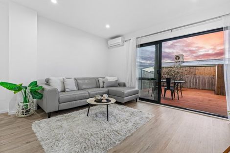 Photo of property in 37 Eileen Newey Place, Henderson, Auckland, 0612