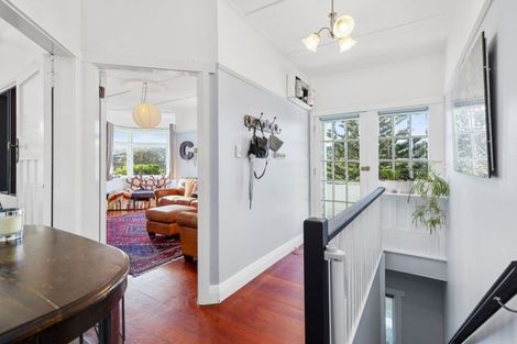Photo of property in 38 Severn Street, Island Bay, Wellington, 6023
