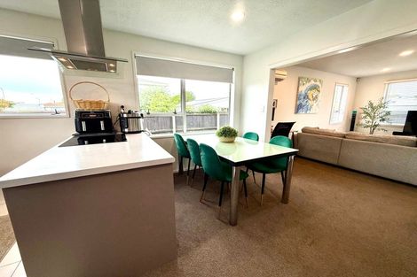 Photo of property in 1/17d Te Maru Place, Redwood, Christchurch, 8051