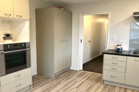 Photo of property in 33 Pensacola Crescent, Broomfield, Christchurch, 8042