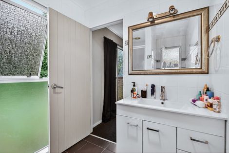 Photo of property in 84 Hinemoa Avenue, Taupo, 3330