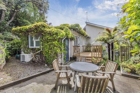 Photo of property in 6 Muri Road, Pukerua Bay, 5026