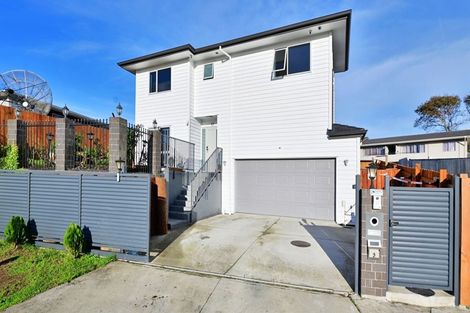 Photo of property in 2 Tirau Place, Mangere, Auckland, 2022