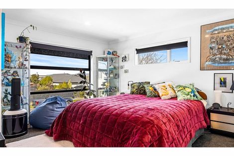 Photo of property in 20 Linkwater Way, Parklands, Christchurch, 8083