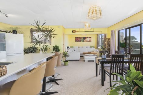Photo of property in 36 Motiti Road, Papamoa Beach, Papamoa, 3118