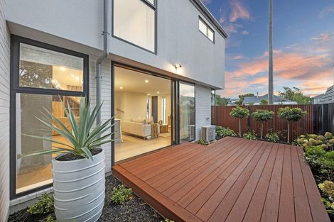 Photo of property in 1/100 Innes Road, St Albans, Christchurch, 8052