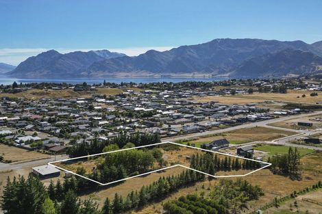 Photo of property in 8 Cemetery Road, Lake Hawea, Wanaka, 9382