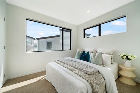 Photo of property in 48 Zita Maria Drive, Massey, Auckland, 0614