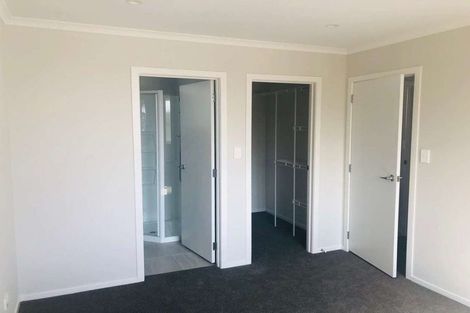 Photo of property in 4c Croydon Road, New Lynn, Auckland, 0600