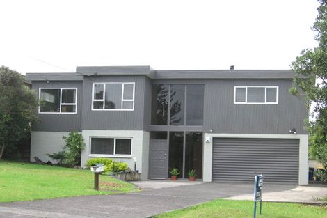 Photo of property in 10 Colwill Road, Massey, Auckland, 0614