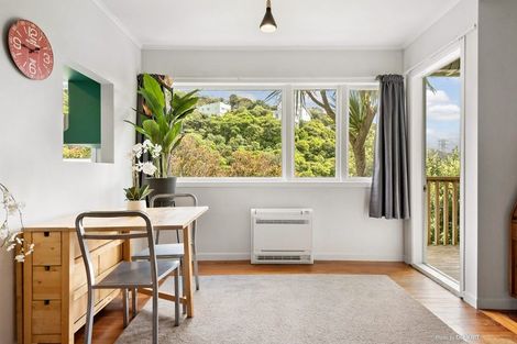 Photo of property in 9 Waiapu Road, Kelburn, Wellington, 6012