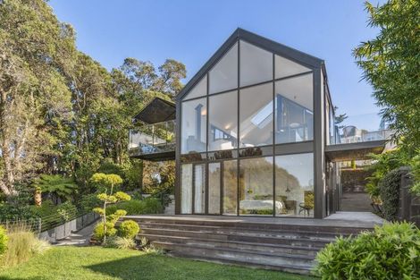 Photo of property in 22 Bridge View Road, Birkenhead, Auckland, 0626
