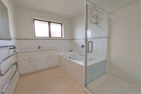 Photo of property in 12 Chequers Avenue, Chartwell, Hamilton, 3210