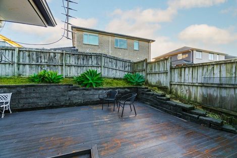 Photo of property in 78 Keri Vista Rise, Papakura, 2110