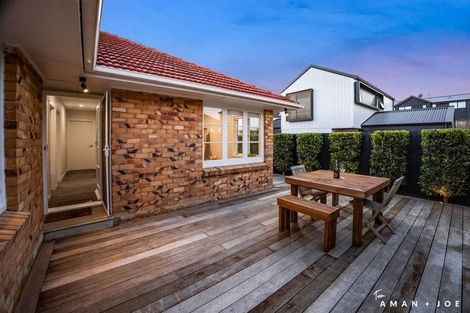 Photo of property in 65 Neil Avenue, Te Atatu Peninsula, Auckland, 0610