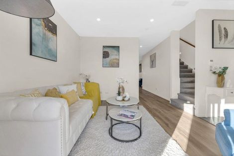 Photo of property in 7 Woven Place, Karaka, 2113