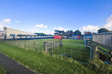 Photo of property in 8 Tasman Street, Opunake, 4616