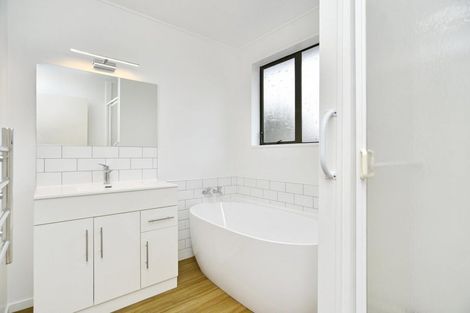 Photo of property in 8 Regent Avenue, Rangiora, 7400