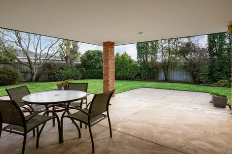 Photo of property in 18 Parkside Crescent, Northwood, Christchurch, 8051