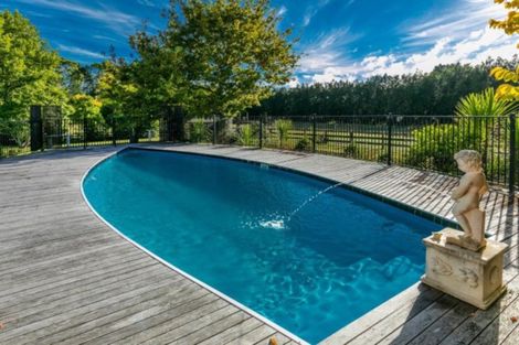 Photo of property in 31 Rangitopuni Road, Riverhead, 0793