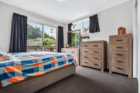 Photo of property in 16 Sunset Street, Hilltop, Taupo, 3330