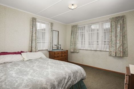 Photo of property in 73 Hampshire Street, Cannons Creek, Porirua, 5024
