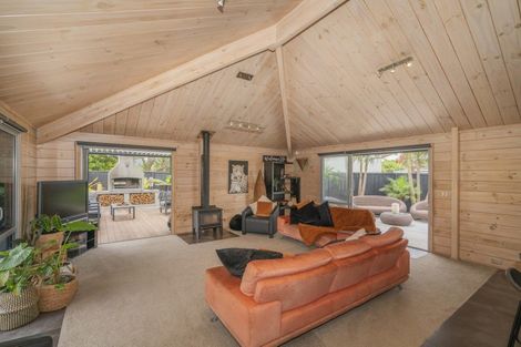 Photo of property in 33 Mccormick Place, Pauanui, Hikuai, 3579