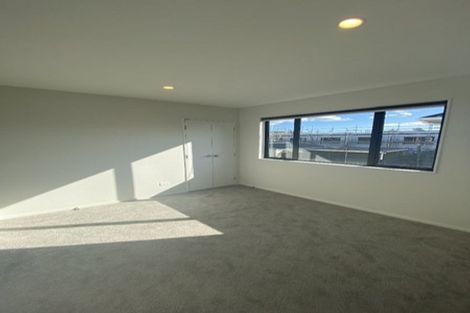 Photo of property in 5/39 Renata Crescent, Te Atatu Peninsula, Auckland, 0610