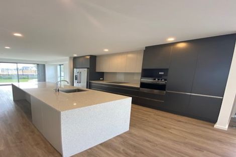 Photo of property in 1 Gunn Way, Hobsonville, Auckland, 0616