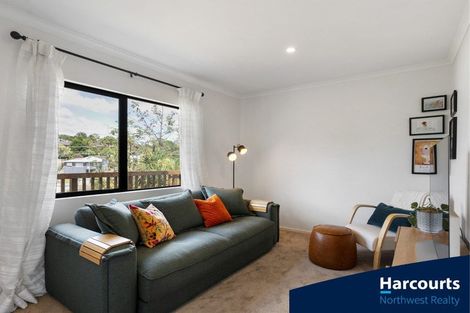 Photo of property in 1b Makora Road, Massey, Auckland, 0614