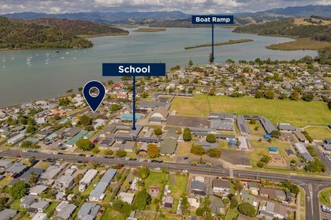 Photo of property in 9 Hamilton Crescent, Whitianga, 3510