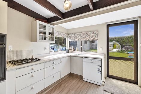 Photo of property in 229 Beacon Point Road, Wanaka, 9305