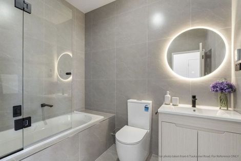 Photo of property in 10 Taukahiwi Road, Pukekohe, 2120