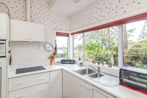 Photo of property in 7 Kaka Street, Waikanae, 5036