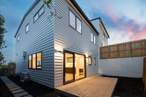 Photo of property in 57b Chequers Avenue, Glenfield, Auckland, 0629