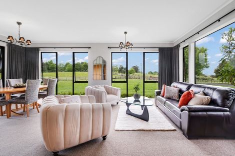 Photo of property in 30 Clifton Road, Whitford, Howick, 2571