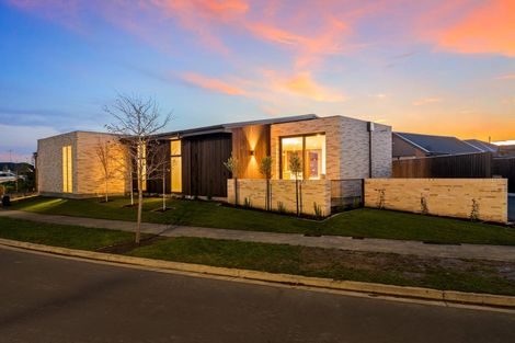 Photo of property in 90 Stationmasters Way, Prebbleton, 7604