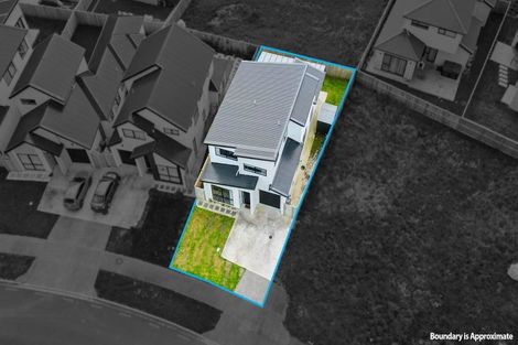 Photo of property in 12 Korowhiti Road, Clarks Beach, 2122