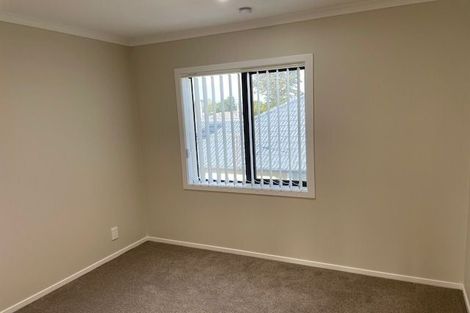 Photo of property in 3 Edwards Avenue, Henderson, Auckland, 0610