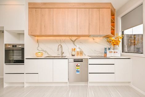 Photo of property in 89b Whitford Road, Botany Downs, Auckland, 2014